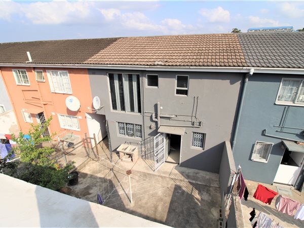 3 Bedroom Duplex 3 Bedroom Duplex