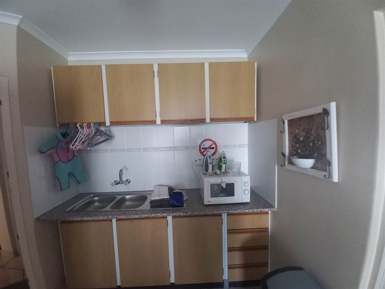 3 Bed House in Yzerfontein photo number 9