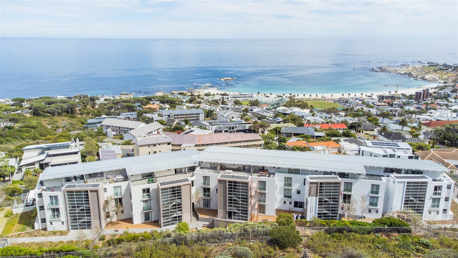 2 Bed Apartment in Camps Bay photo number 3