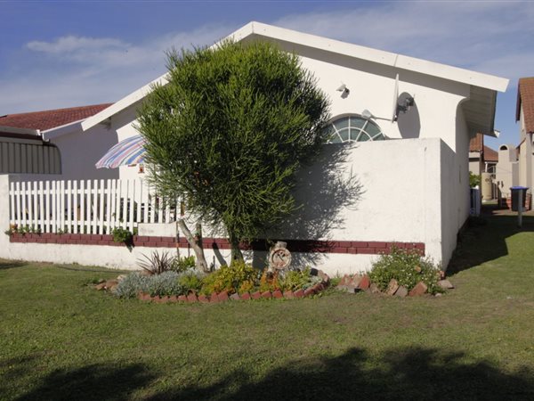 2 Bedroom Townhouse 2 Bedroom Townhouse
