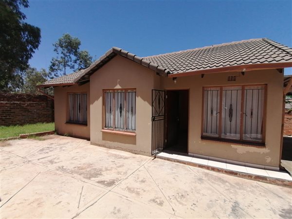 3 Bedroom House 3 Bedroom House