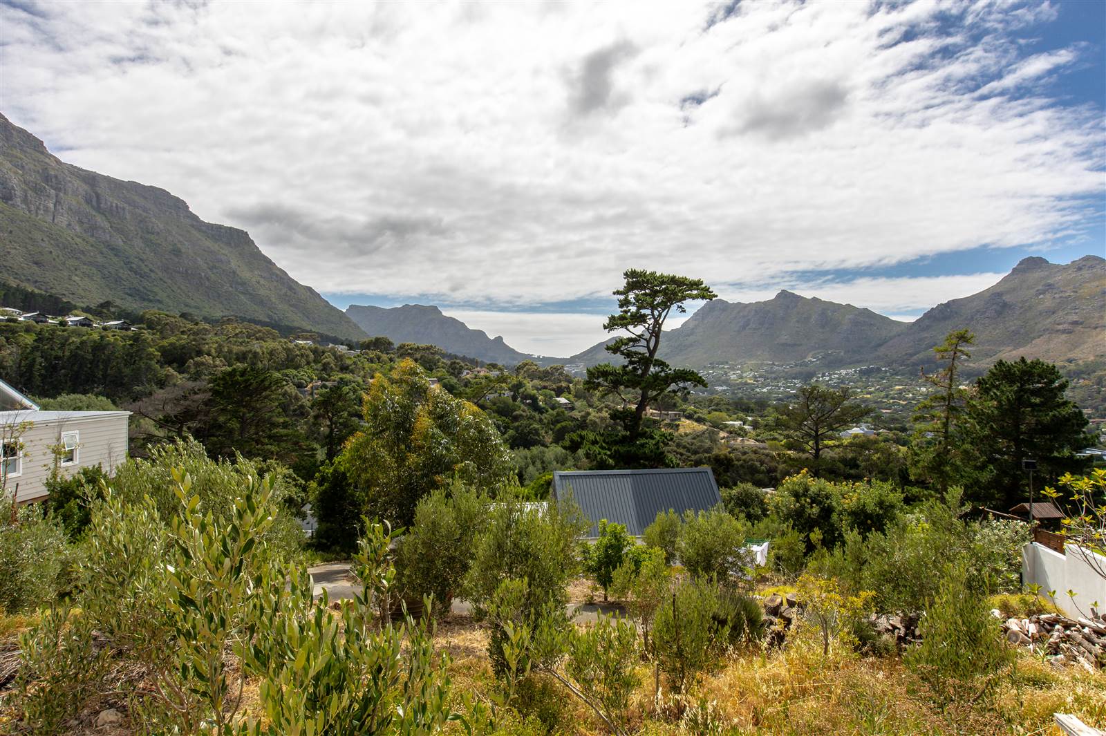 1000 m² Land available in Hout Bay and surrounds photo number 3