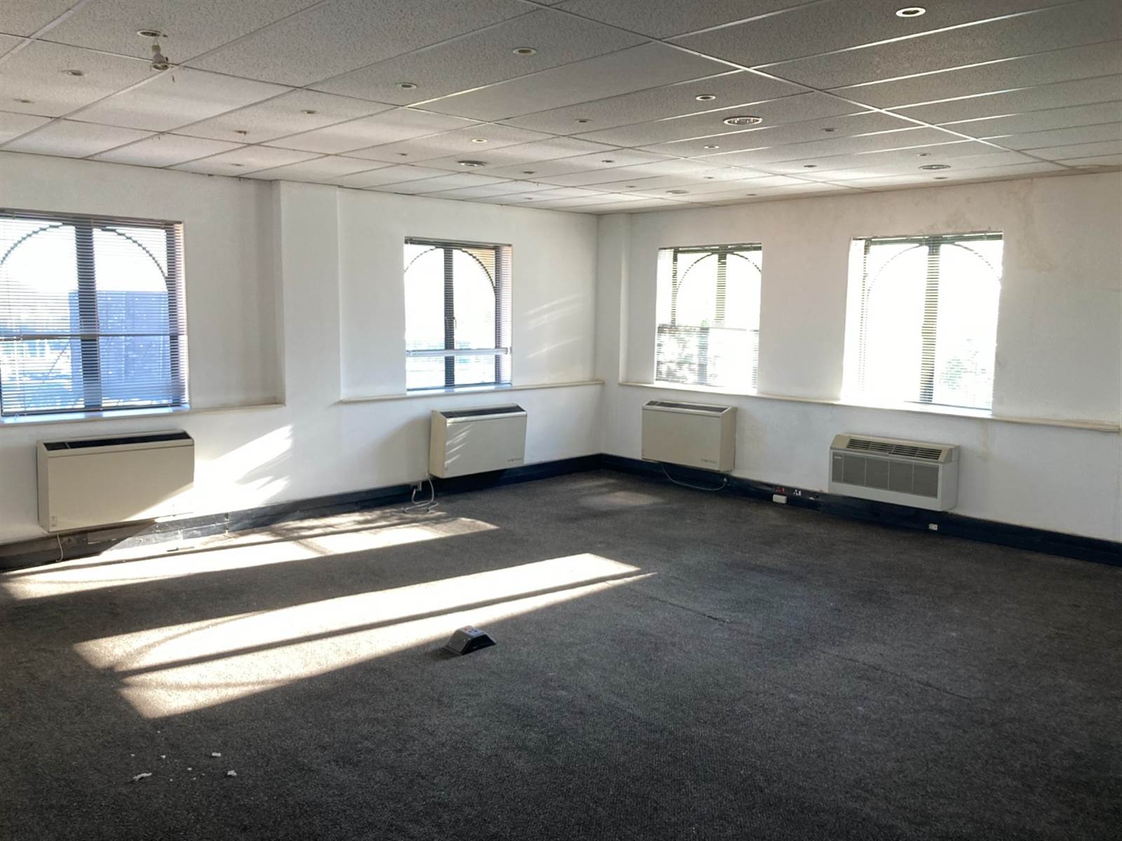 2208  m² Commercial space in Rivonia photo number 3