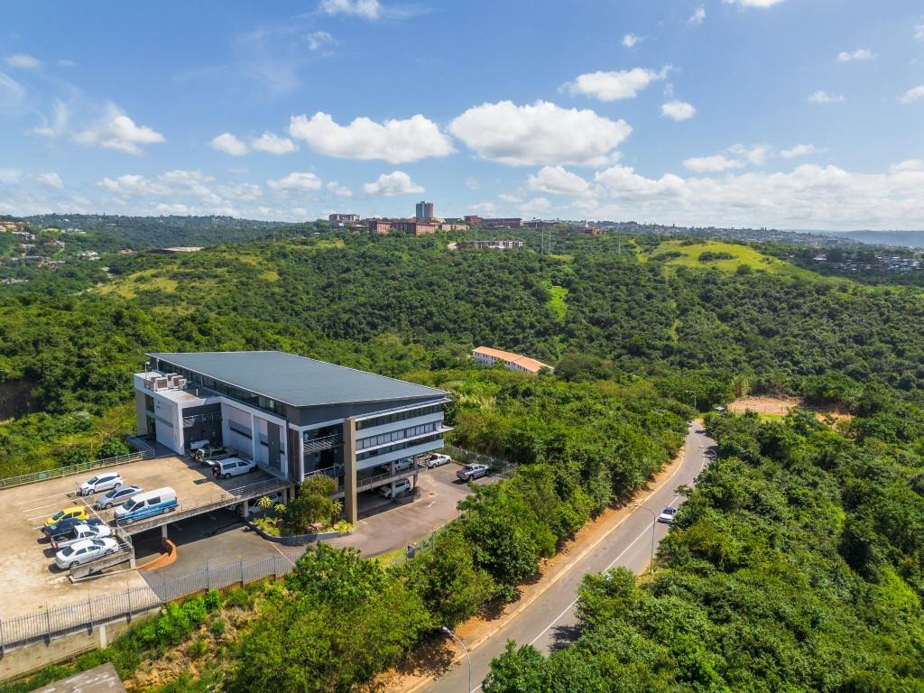 107  m² Office Space in Westville photo number 1