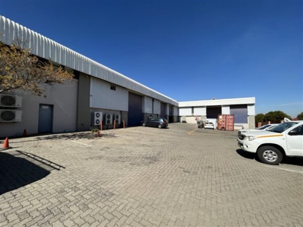 6 143.5  m² Industrial space