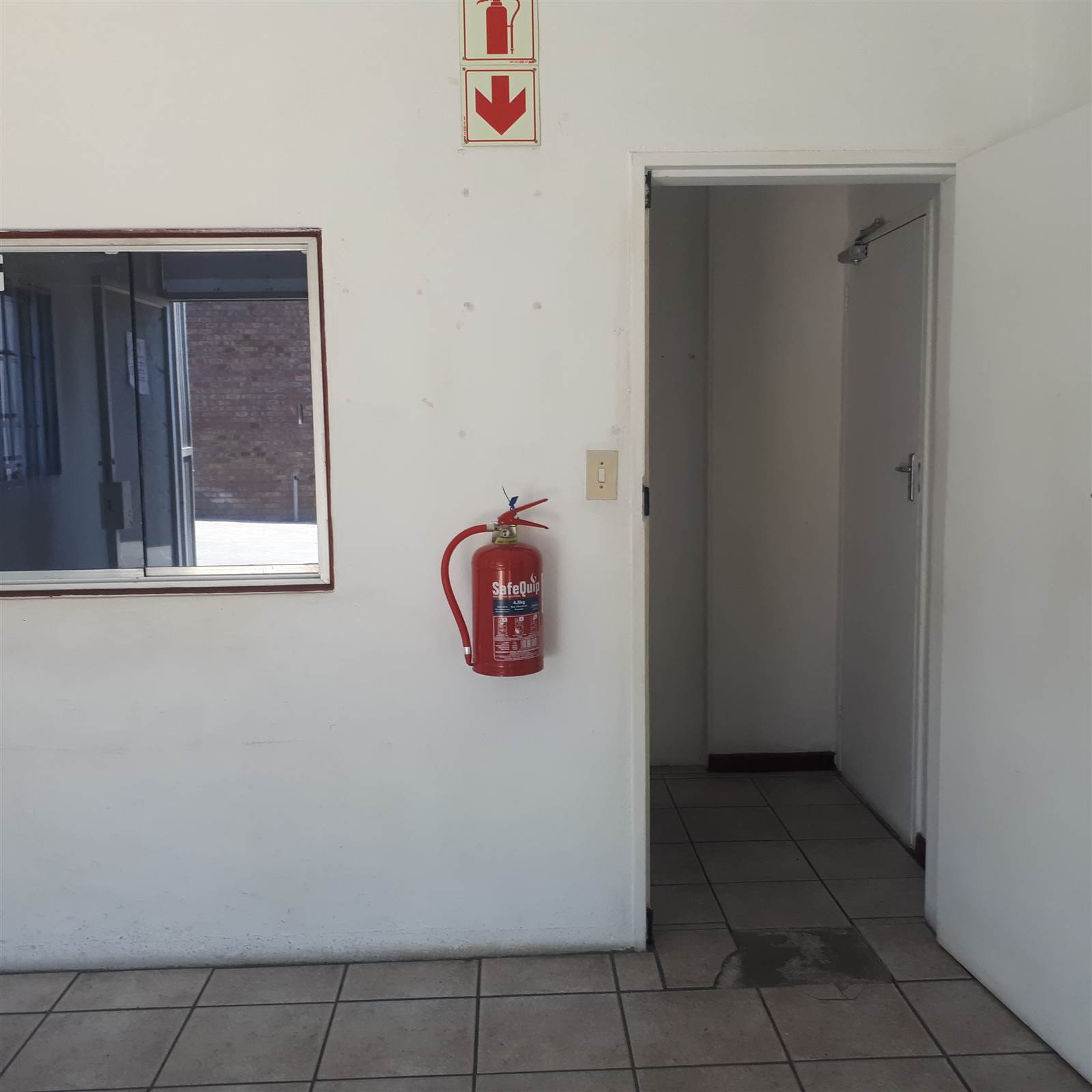 364  m² Commercial space in Nelspruit Central photo number 5