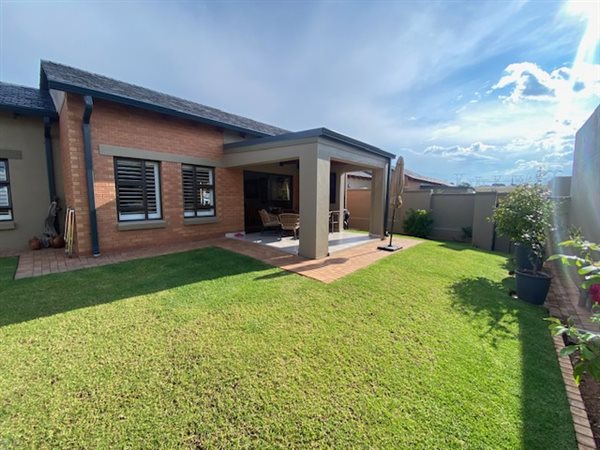 2 Bedroom Townhouse 2 Bedroom Townhouse