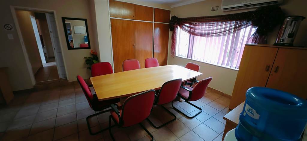 1740  m² Office Space in Pretoria North photo number 1