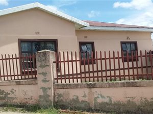 3 Bed House in Egerton