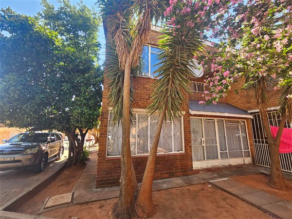 1.5 Bedroom Flat 1.5 Bedroom Flat