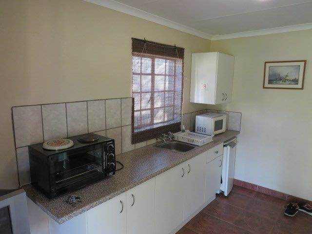 20 Bed House in Mookgophong (Naboomspruit) photo number 12
