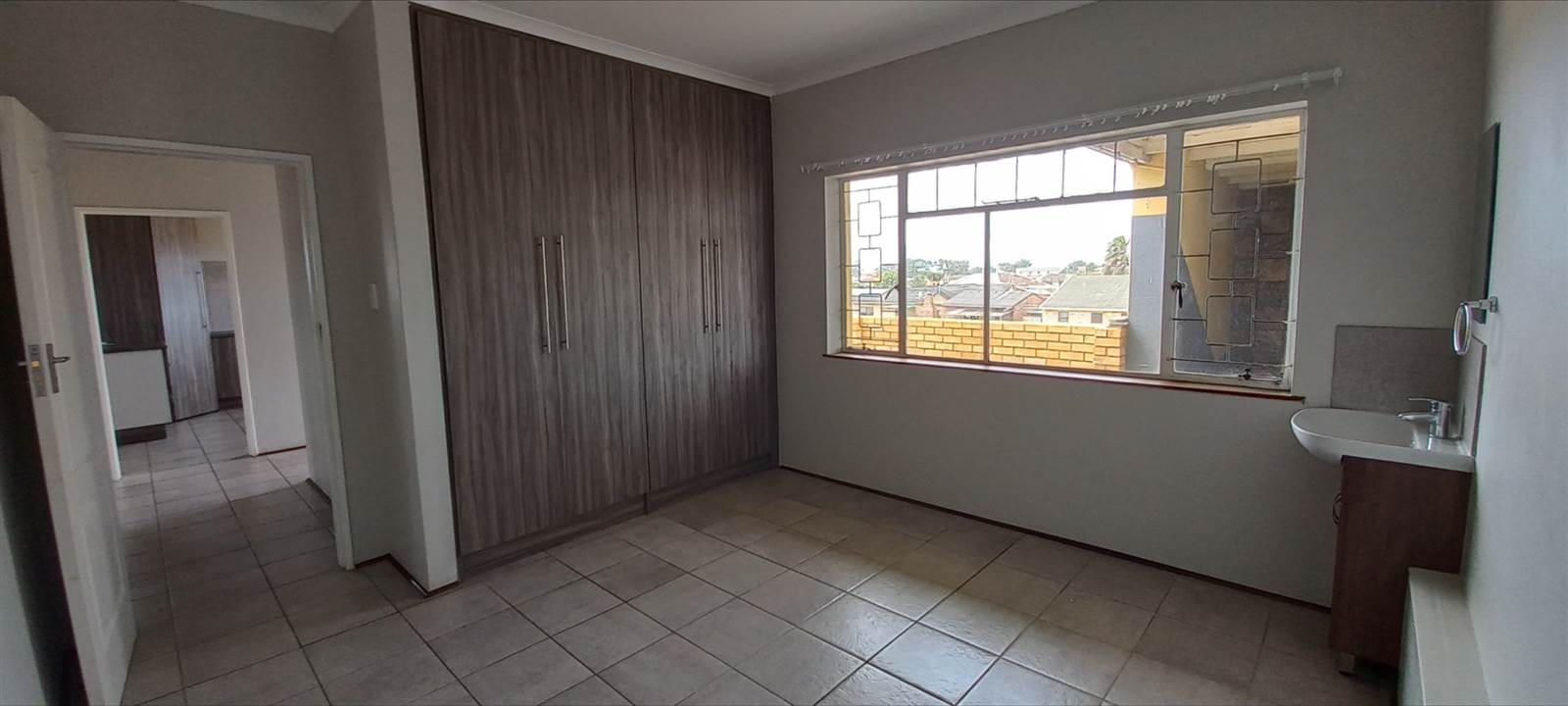 2 Bed Flat in Algoa Park photo number 15