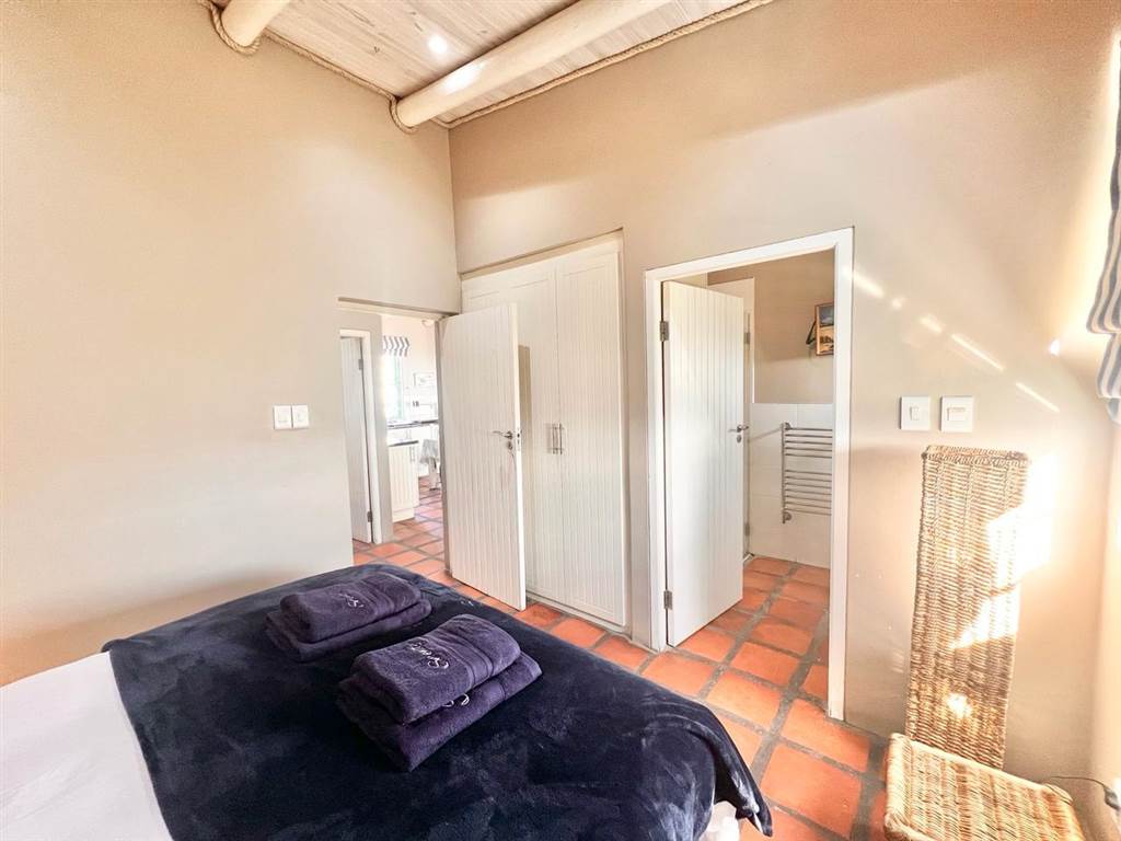 2 Bed House in Paternoster photo number 13