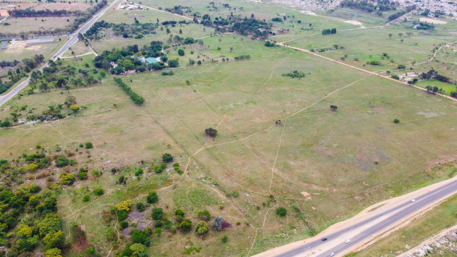 8.6 ha Land available in Blue Hills photo number 22