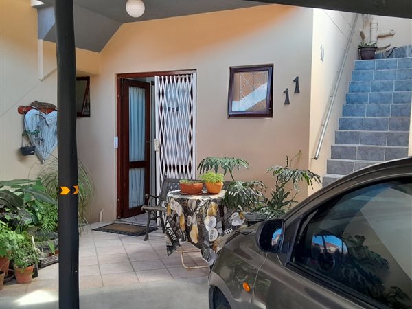 1 Bed Apartment in Uvongo