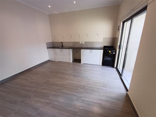 1 Bed Apartment in Highlands North