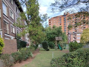 Apartment in Pelham