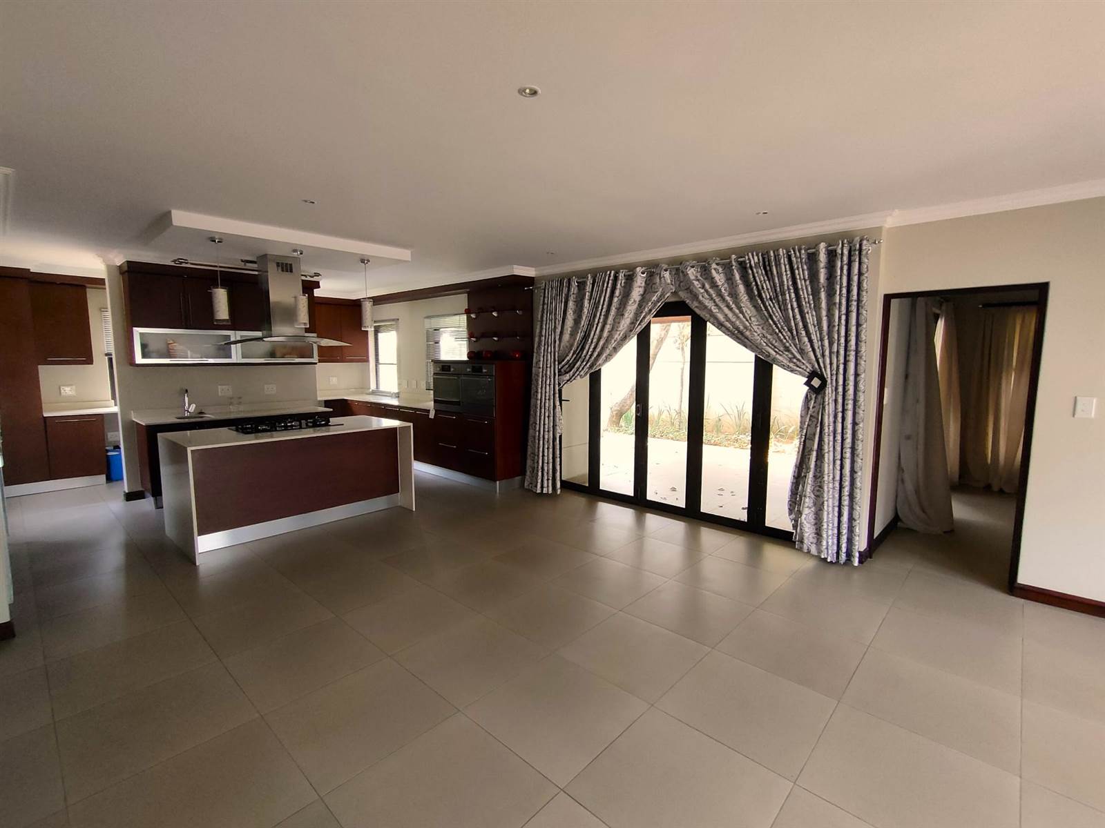 3 Bed House in Port Zimbali Estate photo number 11