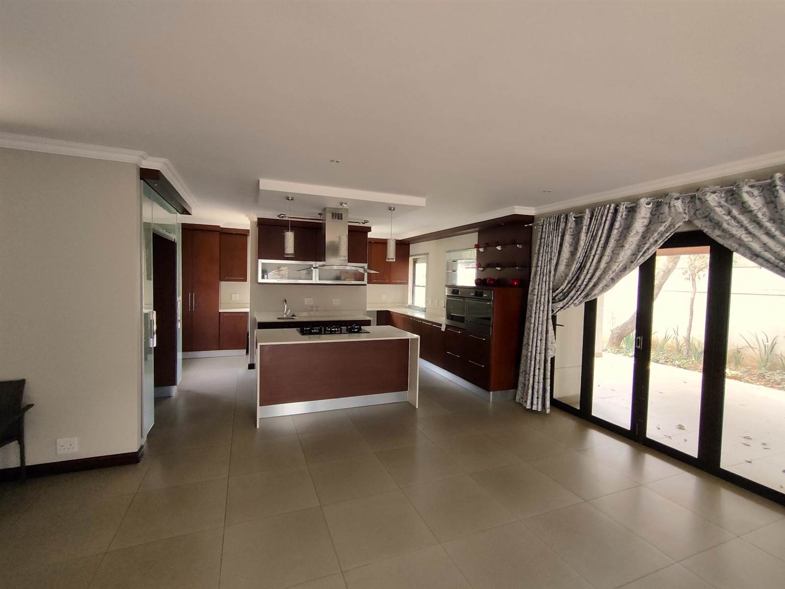 3 Bed House in Port Zimbali Estate photo number 8