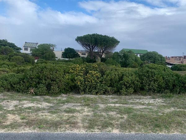 972 m² Land available in Pearly Beach