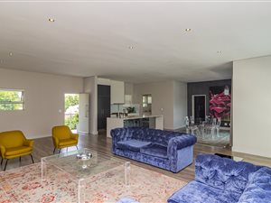 3 Bed Apartment in Atholl