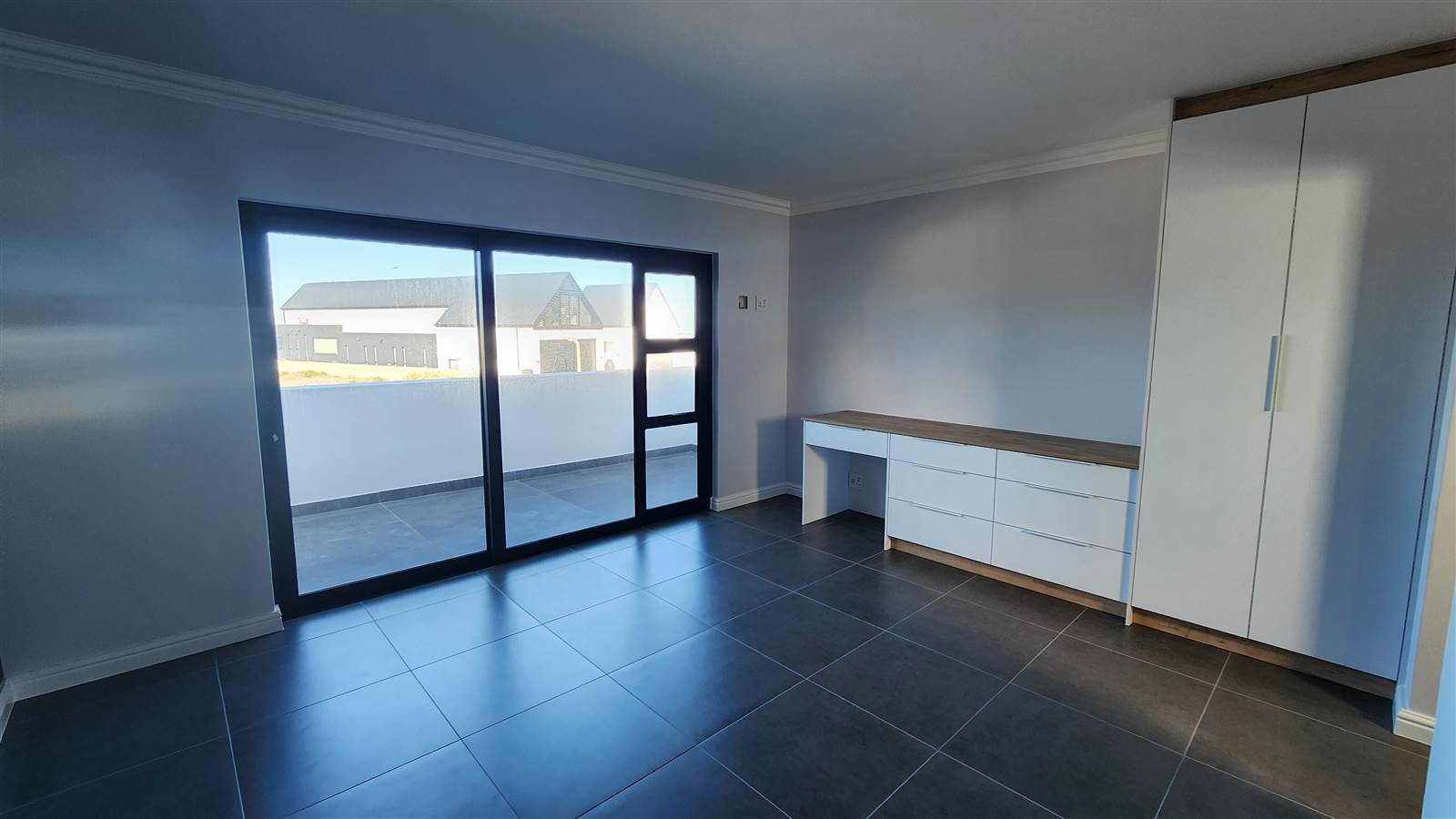 3 Bed House in Yzerfontein photo number 20