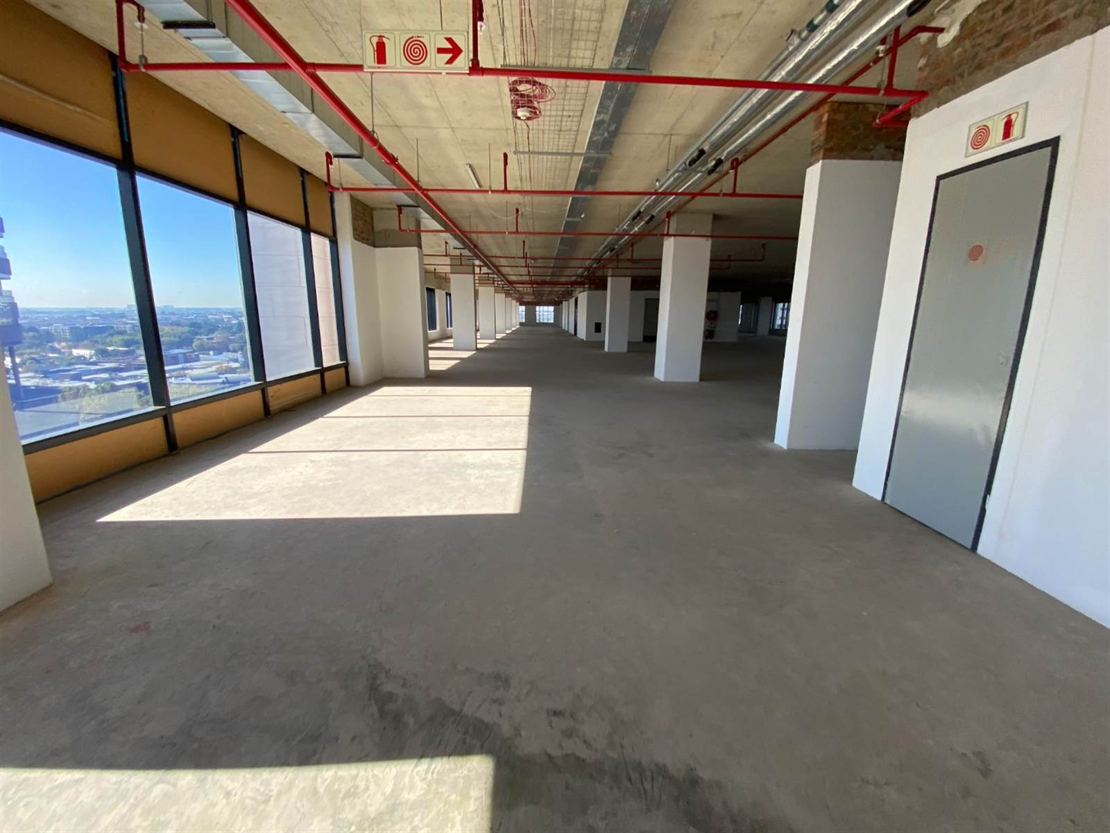 1827  m² Commercial space in Craighall photo number 3