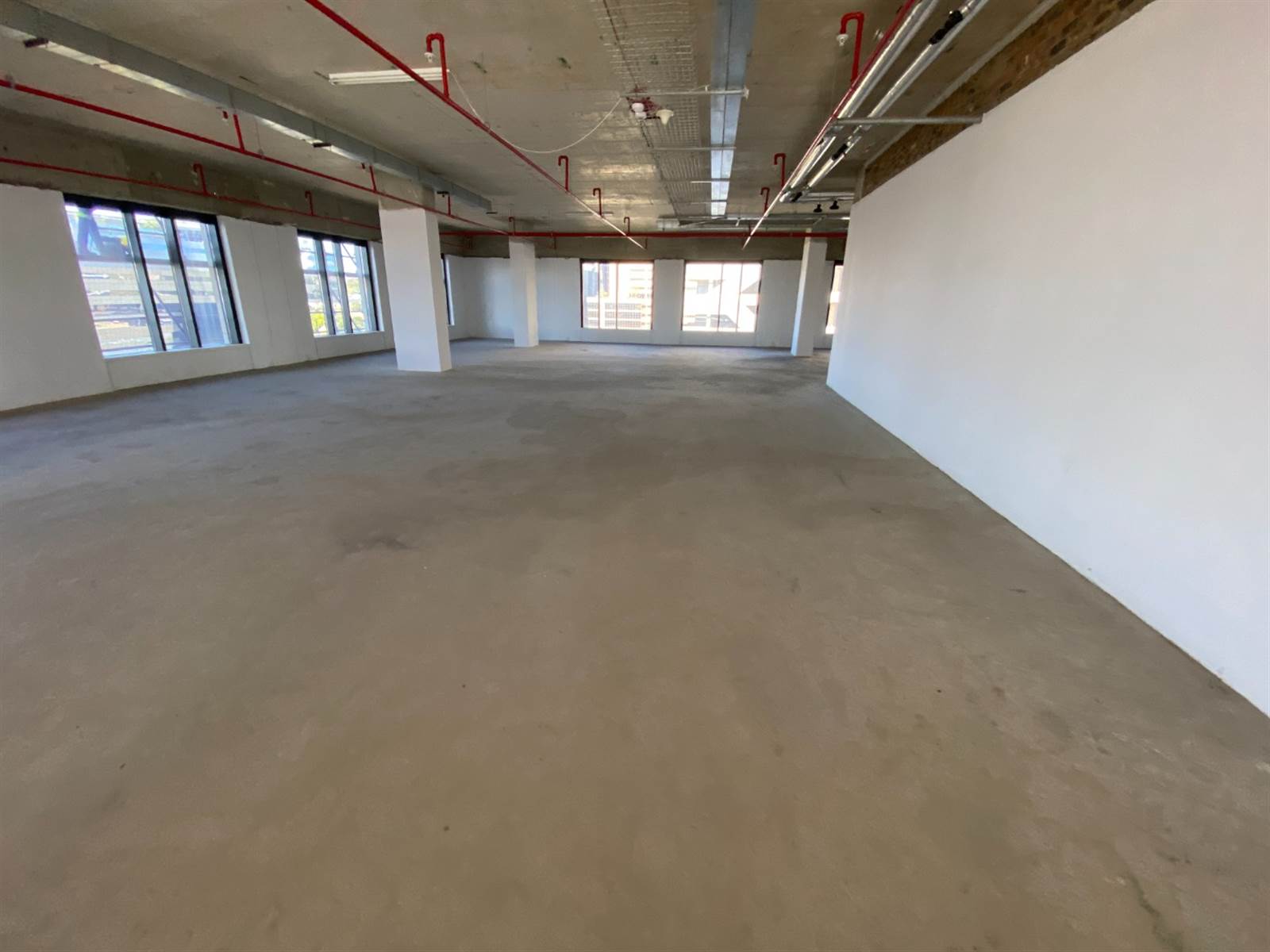 1827  m² Commercial space in Craighall photo number 4