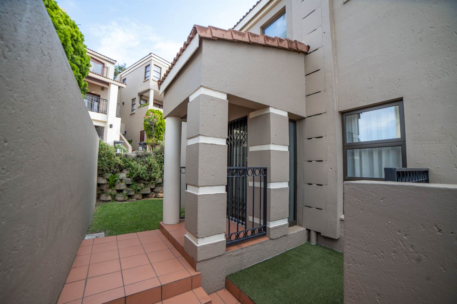 2 Bed Cluster in Northcliff photo number 16