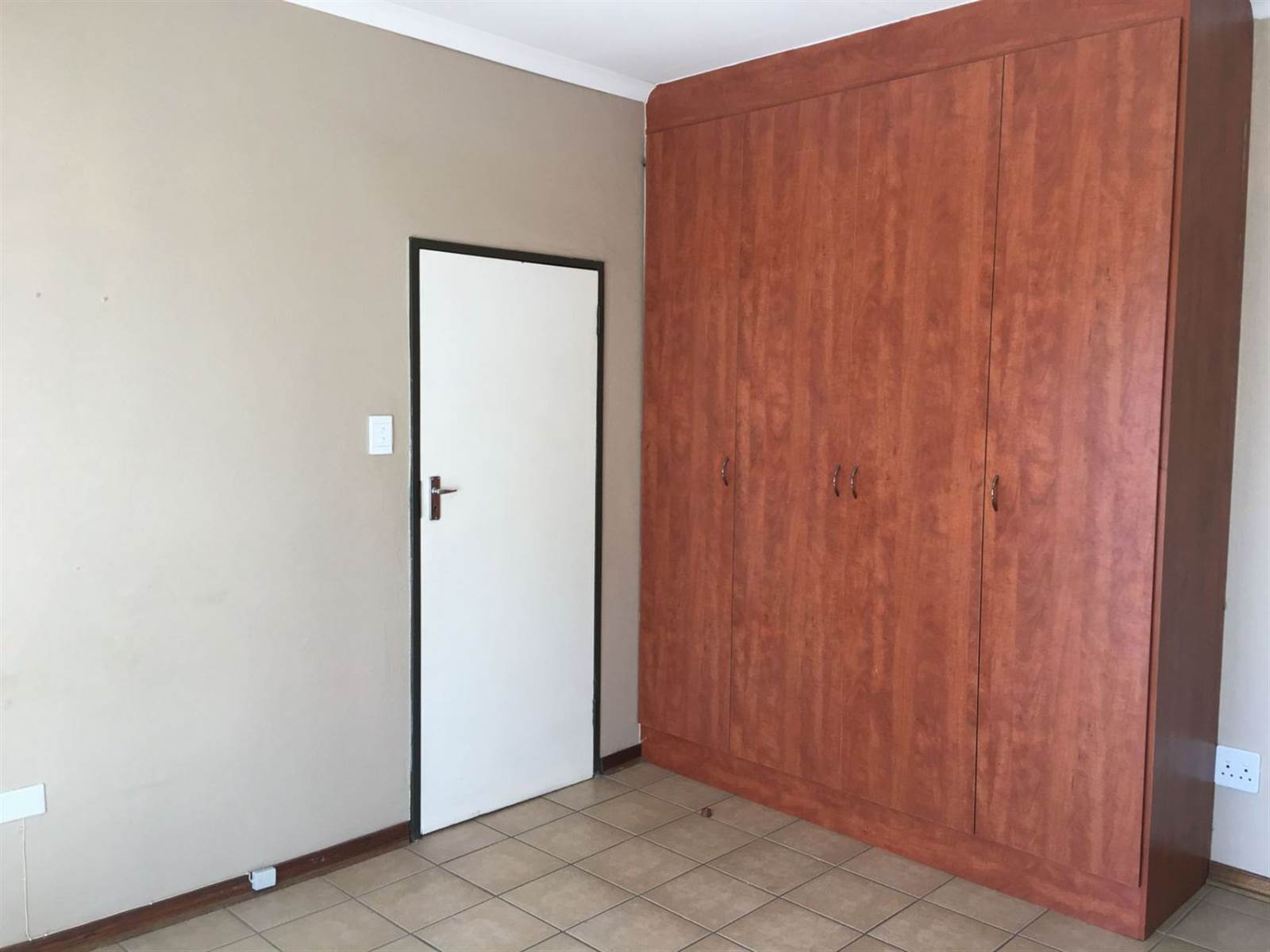 1 Bed Apartment in Potchefstroom Central photo number 19