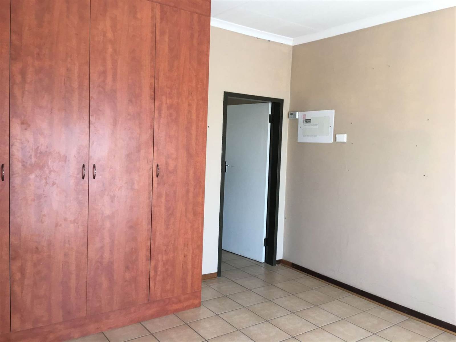 1 Bed Apartment in Potchefstroom Central photo number 18