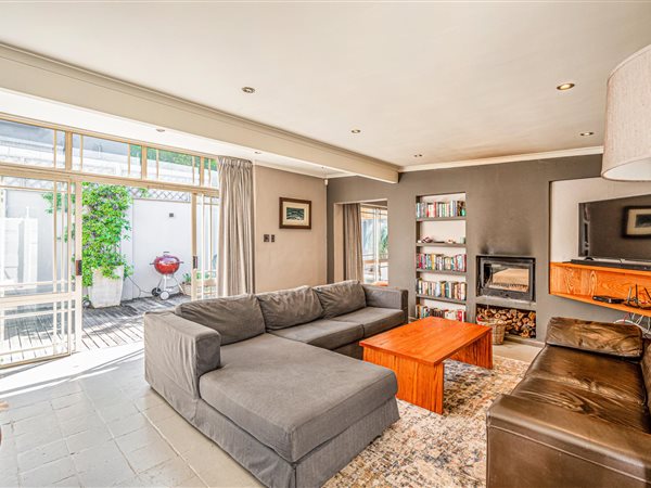 4 Bed House in Claremont Upper