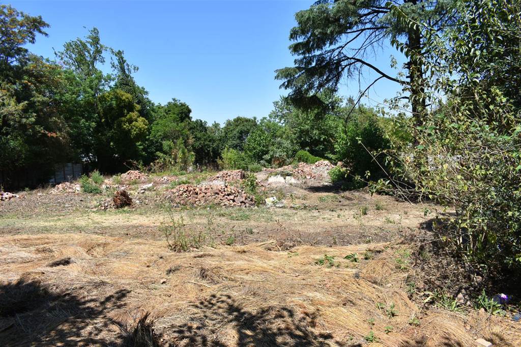 4053 m² Land available in Die Hoewes photo number 7