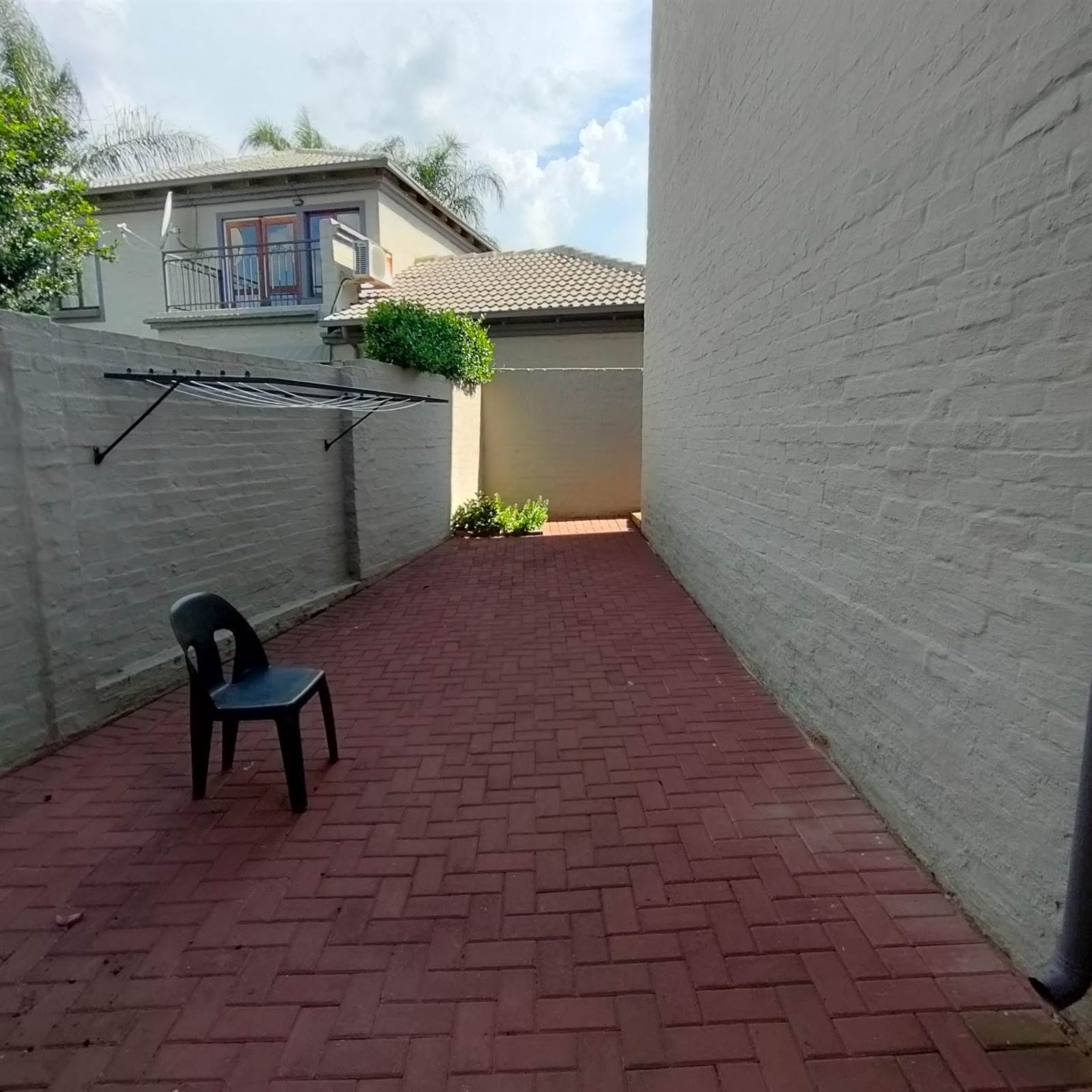 3 Bed Townhouse in Centurion Golf Estate photo number 17