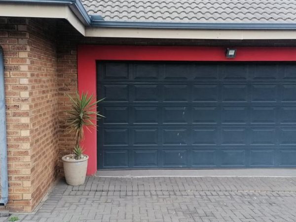 3 Bed House in Modelpark