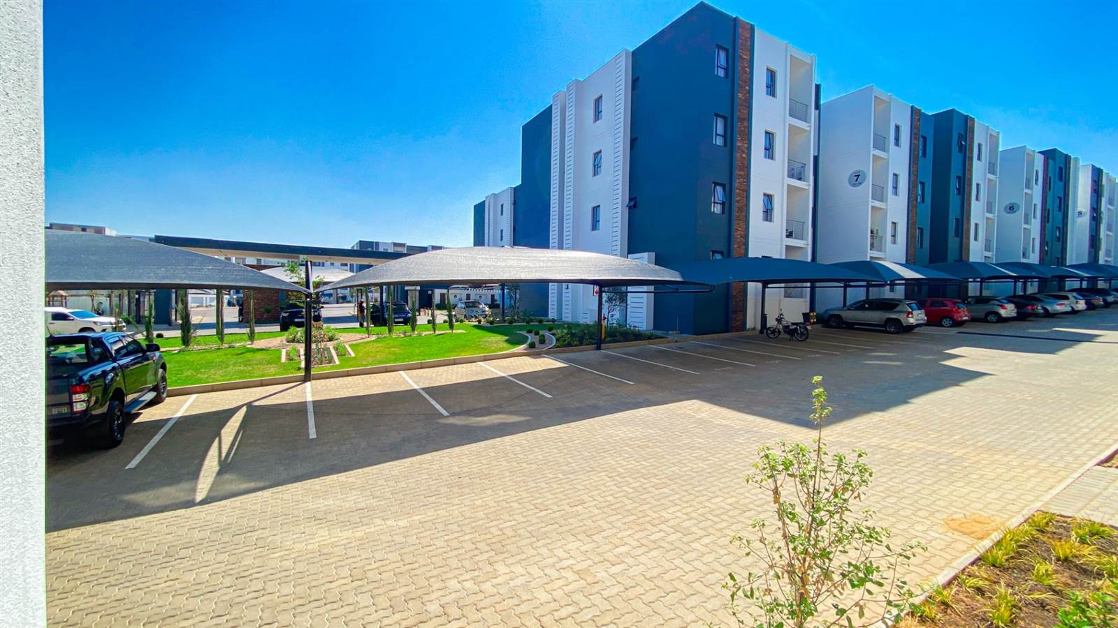 2 Bed Apartment in Kyalami photo number 23