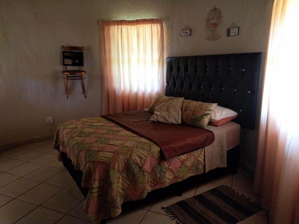 4 Bed House in Graskop photo number 17