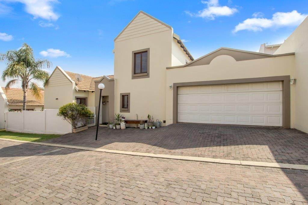 3 Bed House in Craigavon photo number 1