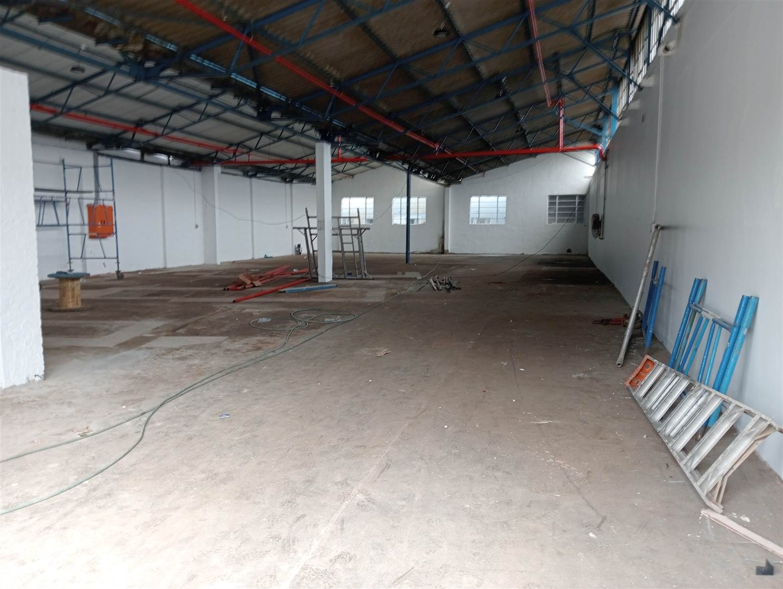 850  m² Industrial space in New Germany photo number 16