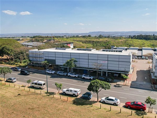 362  m² Commercial space