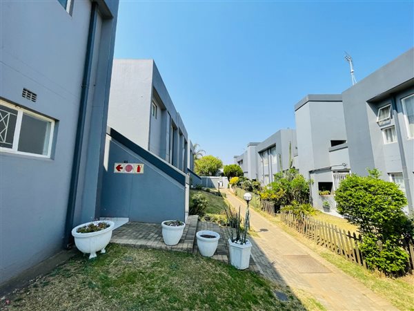 2 Bed Townhouse