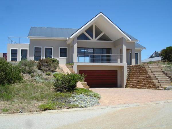 3 Bed House in Pezula Golf Estate photo number 5