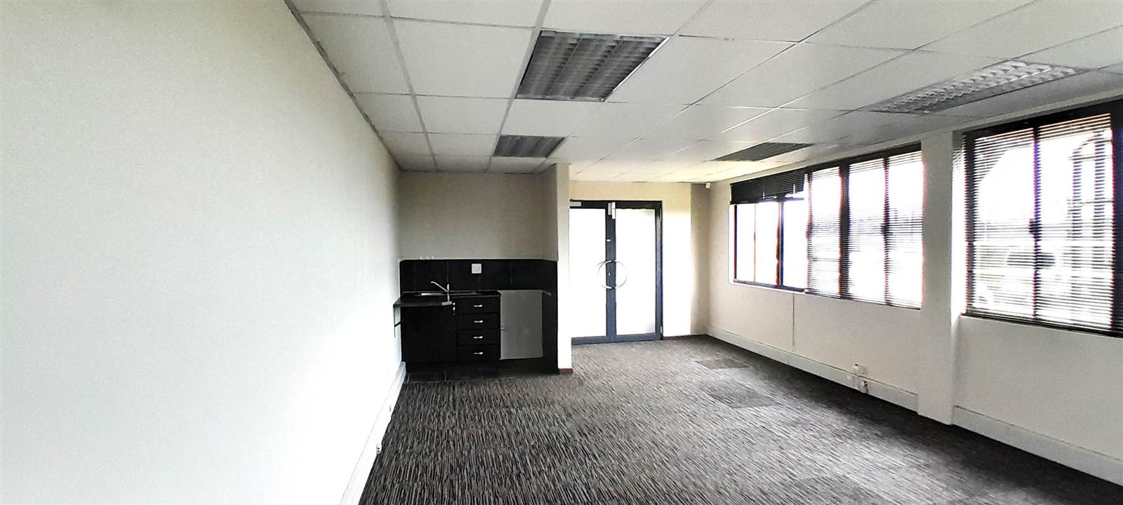 60  m² Commercial space in Ballito photo number 5