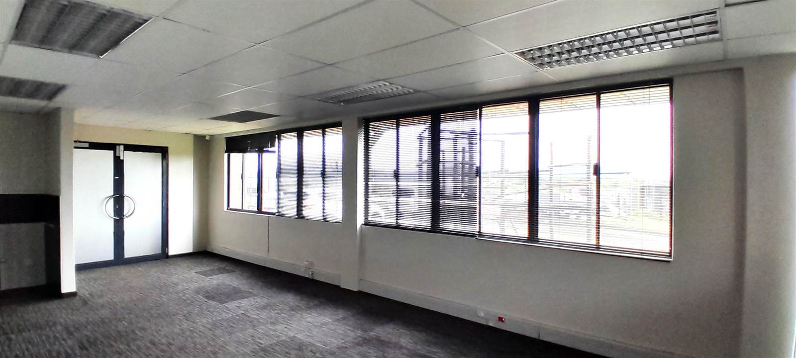 60  m² Commercial space in Ballito photo number 4