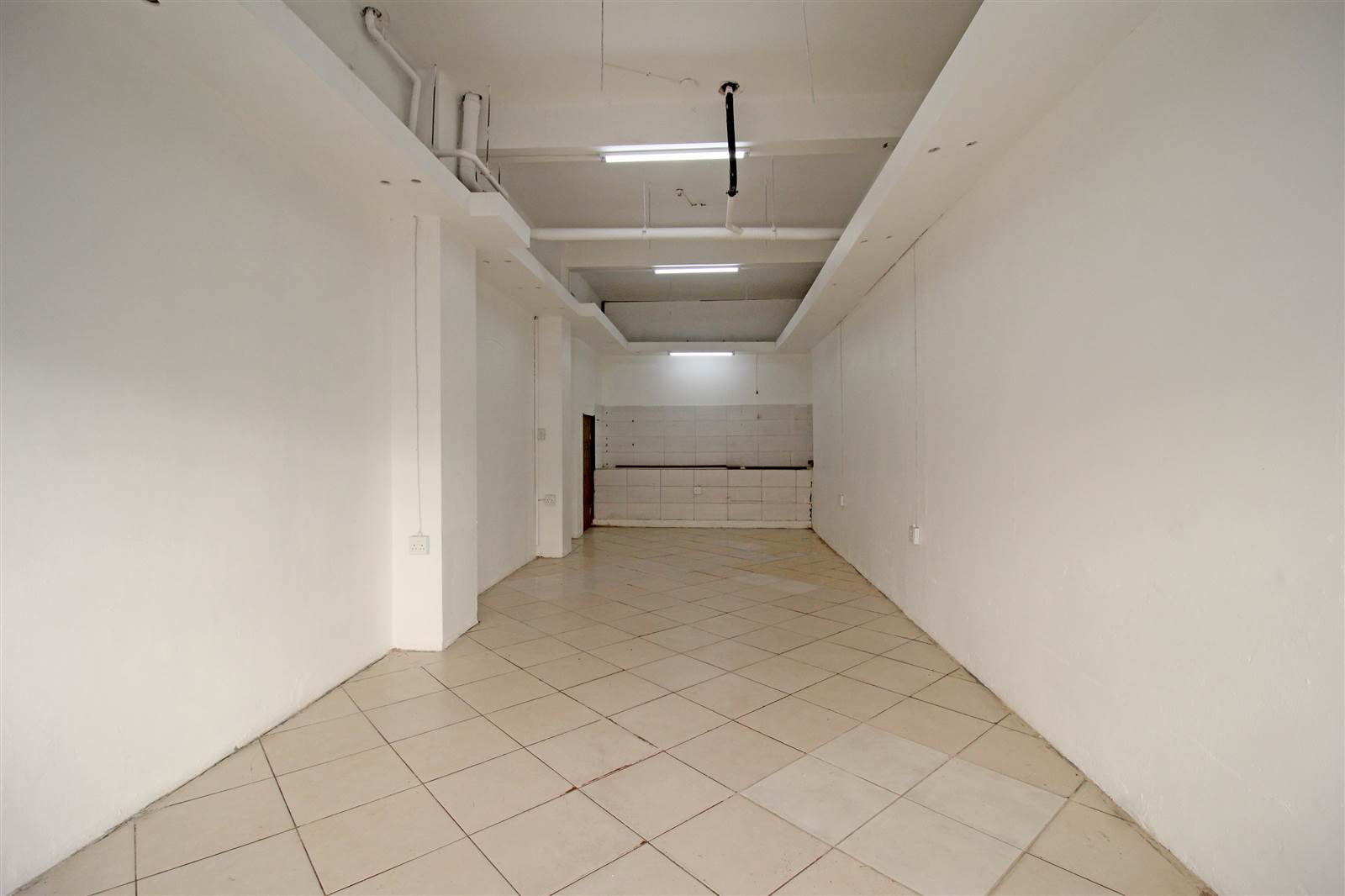 70  m² Retail Space in Joubert Park photo number 5