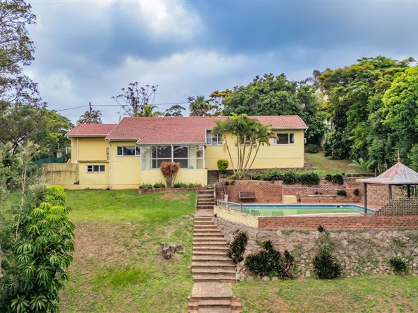 4 Bedroom House 4 Bedroom House