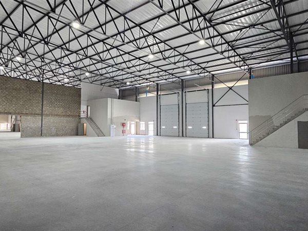 1 219  m² Industrial space