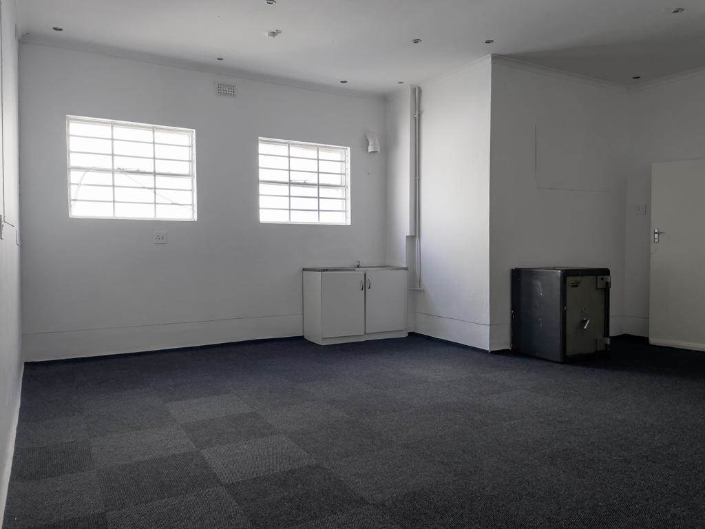 450  m² Commercial space in Claremont photo number 17