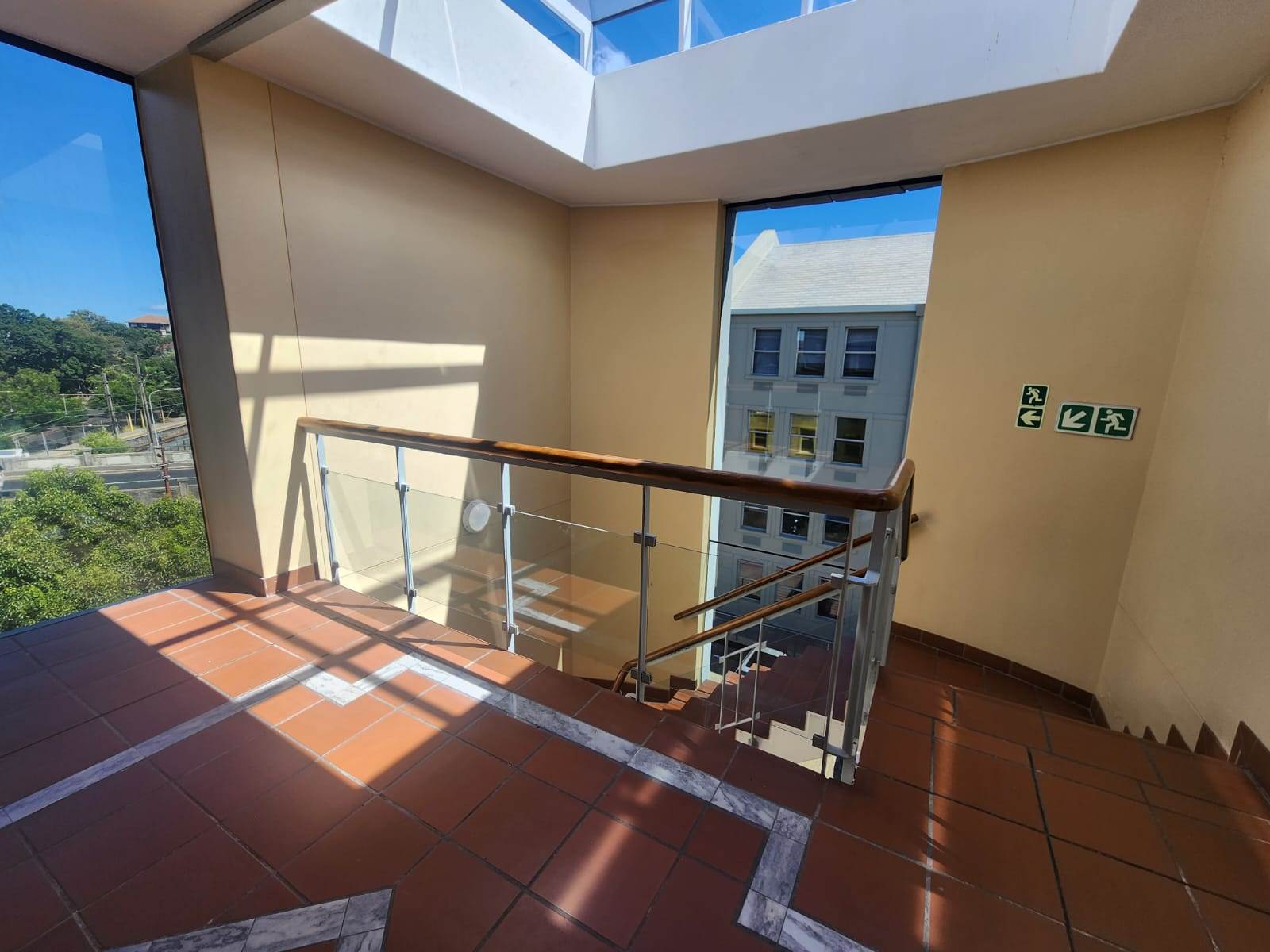 867  m² Commercial space in Rondebosch photo number 6