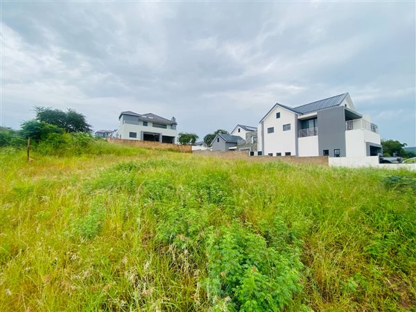 702 m² Land 702 m² Land